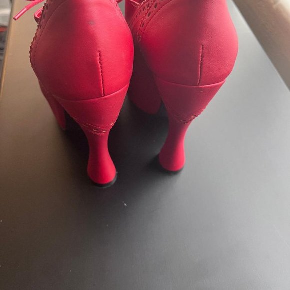 Von D Shoes- Natacha II, Fits size 8 - Picture 5 of 5